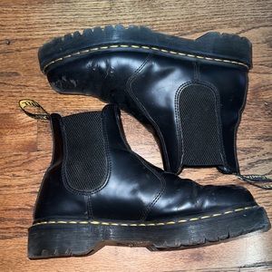 Dr. Martens 2976 Bex Smooth Leather Chelsea Boots